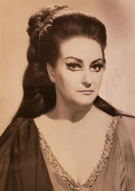 Montserrat Caballe as Norma | Cantanti, Trucco