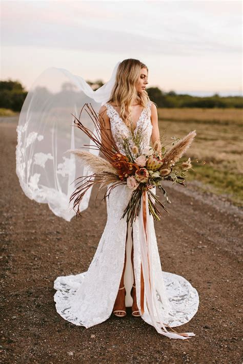 How to Style a Fall-Inspired Boho Wedding - Weddingchicks % | Wedding ...