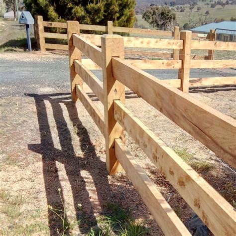 build  post  rail fence storables