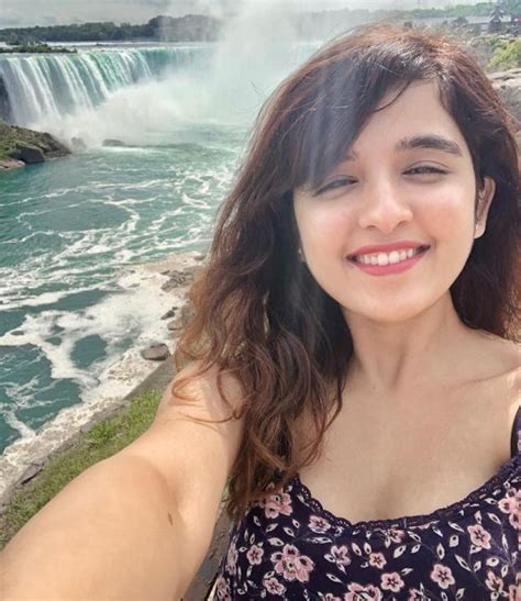 shirley setia singer wiki age height weight birthday instagram