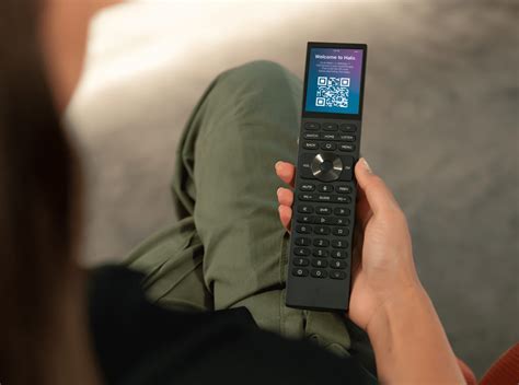 control unveils  generation halo family  remotes