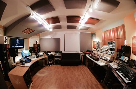 Studio Interviews: More Accurate Consultants