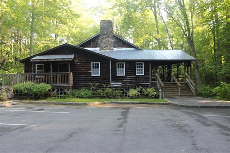 Elkmont TN Ghost Town's Sad History & Why You Need to Visit!
