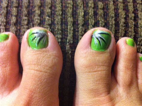 Lime Green Toe Nail Designs - Design Talk