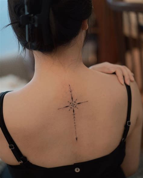 Costas Femininas - Tatuagem nas costas femininas: 70 artes para fazer a sua