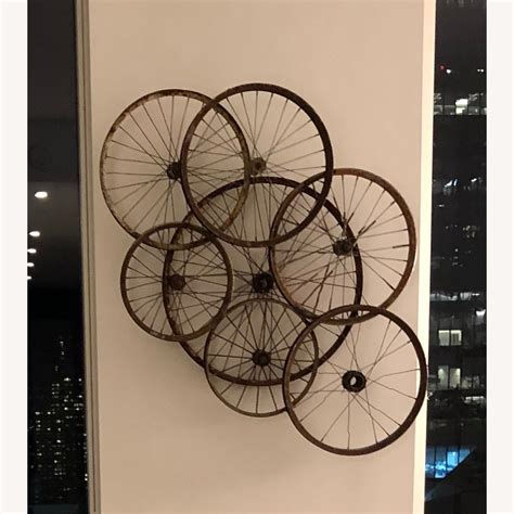 Vintage Bicycle Wheels - AptDeco