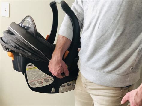 How to Carry a Car Seat: Expert Tips and Techniques