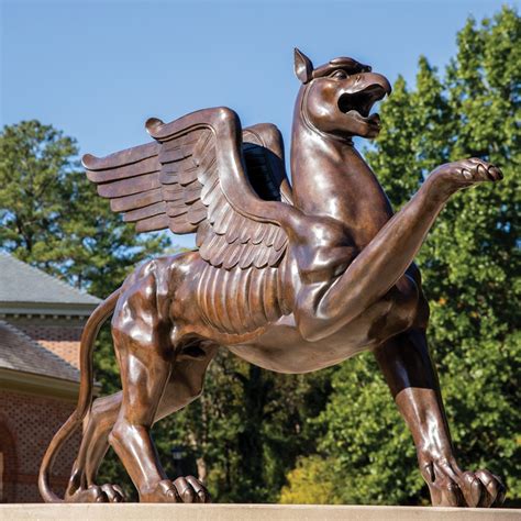 Griffin sculpture | Animal Sculptures |garden griffin sculpture