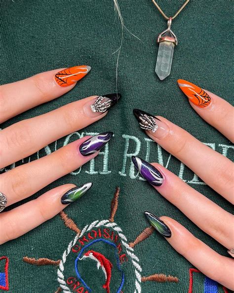 24 Trendy Halloween Nail Designs For 2023, From Ghosts To Spiderwebs