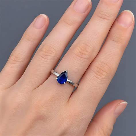Sapphire silver ring – Ares Jewels