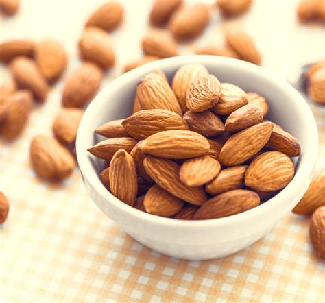 eat nuts pros  cons