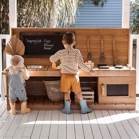 6 Creative Mud Kitchen Set-Up Ideas for Kids - Mothers Always Right