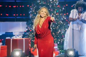 Mariah Carey declares 'it’s time' to defrost the Christmas season