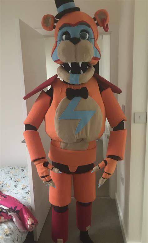 Behold My glamrock Freddy costume! : r/fivenightsatfreddys