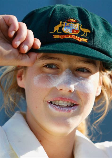 portrait  ellyse perry  making  test debut espncricinfocom