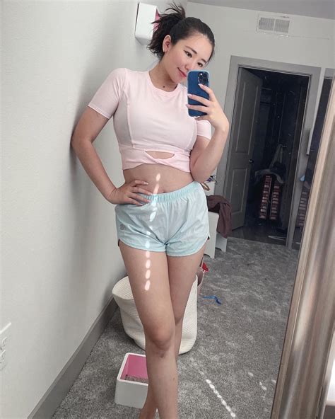 Emily Wang | Starting the week off right with a workout 💪 | Instagram