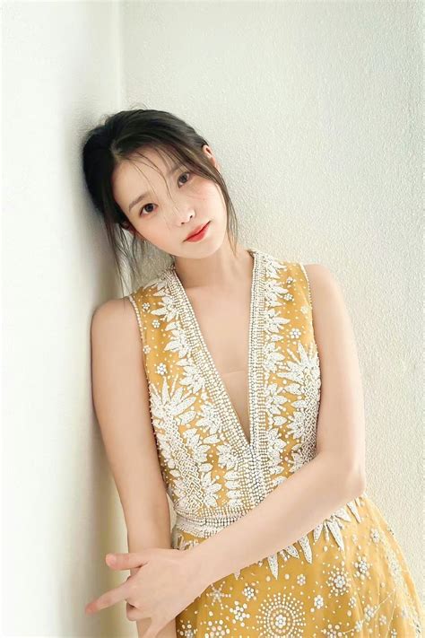 Lee Ji-eun 이지은 (IU) | Beautiful celebrities, Kpop girls, Beautiful girls