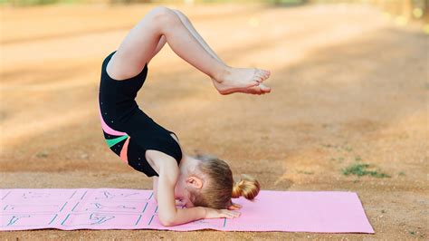 Image Little girls Workout child Gymnastics Legs 3840x2160