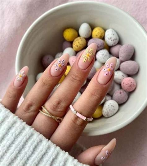 Весенний маникюр 2023: фото, нежный дизайн - Modnail.ru - Красивый маникюр