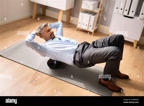 foam roller  pain treatment  myofascial release stock photo alamy