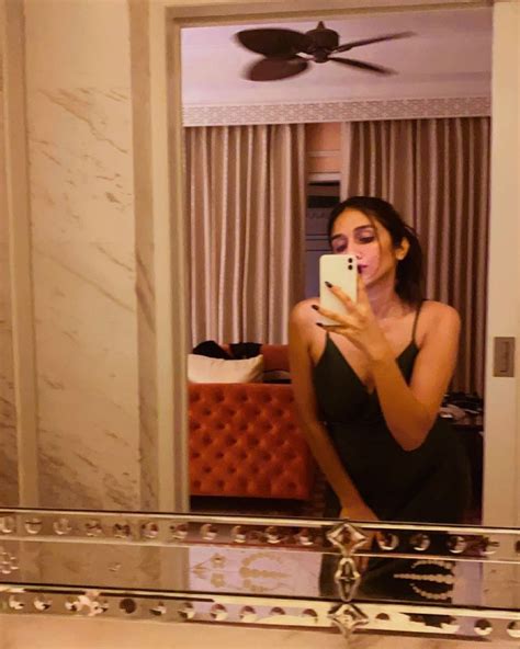 Humera Siddiqui (@humera17) • Instagram photos and videos