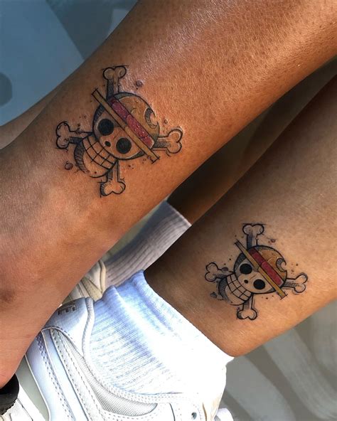 Tattoos one-picianos 🏴‍☠️☠️ Te gusta One Piece? A mi todavía me cuesta