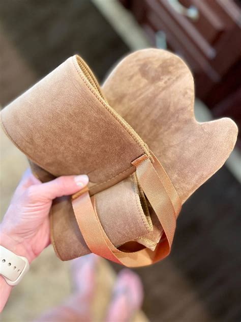 Amazon Self Tanner (Bye Orange Streaks, Hello Summer Glow!)