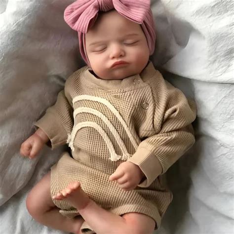Bebê Reborn De Olho Fechado - Bebê Reborn Boneca Realista De Olhos Fechados Em Silicone Pode Dar ...