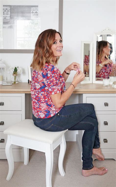 Natalie Pinkham's feet