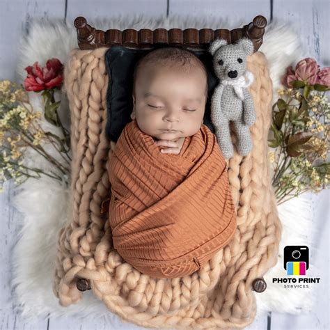 basic posed newborn photography package studio props