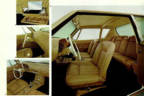 Image: 1963 Avanti Brochure/1963 Avanti Brochure-09