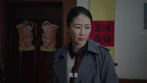 大考：亲妈逼着儿子回家学习，奶奶看不惯了，霸气替孙子出头！_腾讯视频