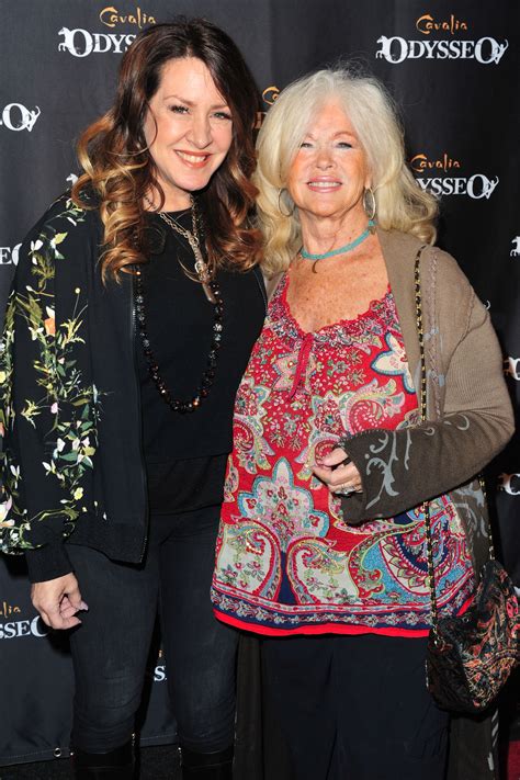 Connie Stevens Suffered a Stroke & Used a Walker - Her Two Daughters