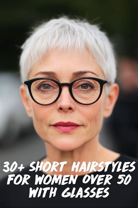 30+ Short Hairstyles For Women Over 50 With Glasses - Blazing Knight
