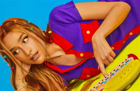 Belén Aguilera: «Con ‘Superpop’ reflejo lo agridulce de crecer en la