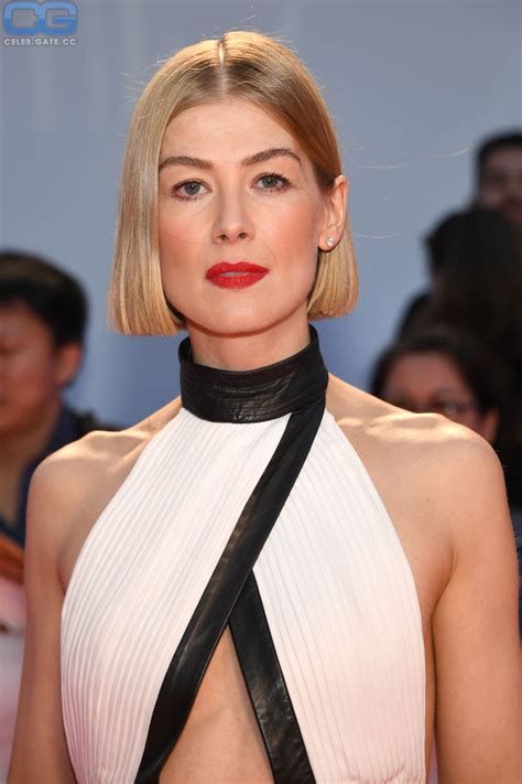 Rosamund Pike nude, pictures, photos, Playboy, naked, topless, fappening