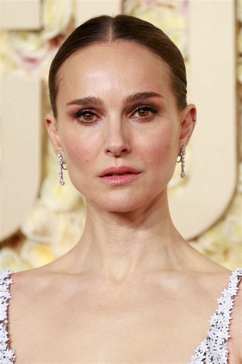 Natalie Portman – Golden Globe Awards 2024 • CelebMafia