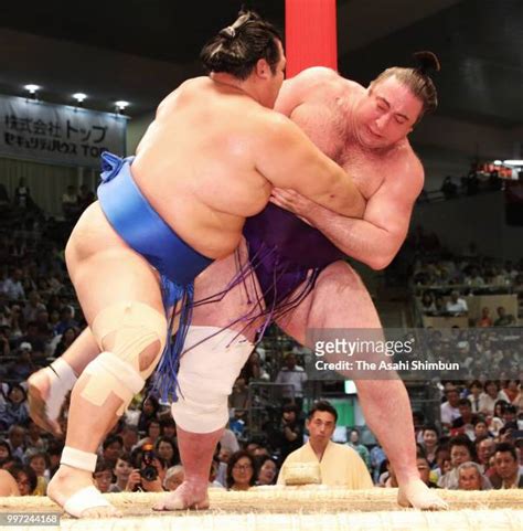 Tochinoshin Tsuyoshi Photos and Premium High Res Pictures - Getty Images