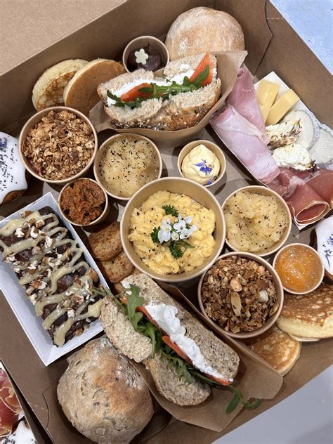 Brunch du samedi 5 août pour 2 personnes - Petit Brunch