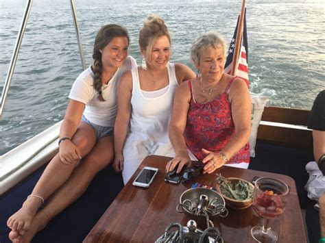 Gallery | La Dee Dah Sunset Cruises