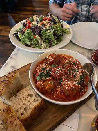 Noto Italian Restaurant Reservation | St Peters, Missouri | Italian ...