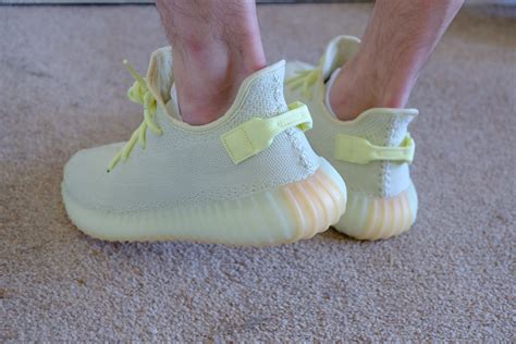 adidas Yeezy Boost 350 V2 Butter : r/yeezys