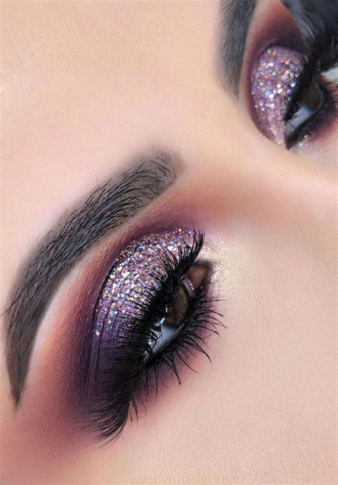 Gorgeous Eyeshadow Looks The Best Eye Makeup Trends – Shimmery purple Makeup