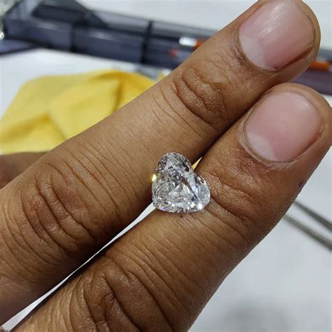 white fancy cut diamond   inr  surat leranath diamond