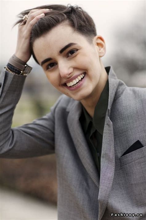 tomboy | Короткие стрижки, Модные короткие стрижки, Прически