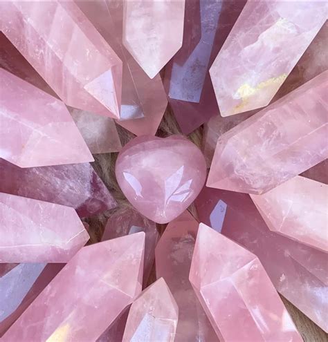 Download Stunning Pink Crystal Quartz Formation Wallpaper | Wallpapers.com