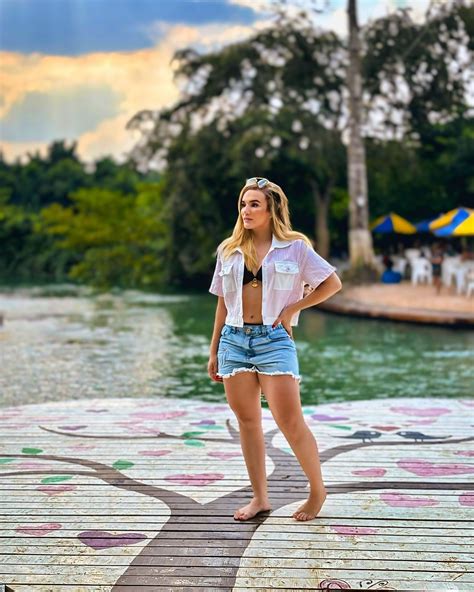 Letícia Miranda ⚜ (@leticcia_saturnino) • Instagram photos and videos