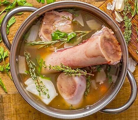 Варим качественные бульоны. Костный, запеченный, на мясе. | Правильно ...