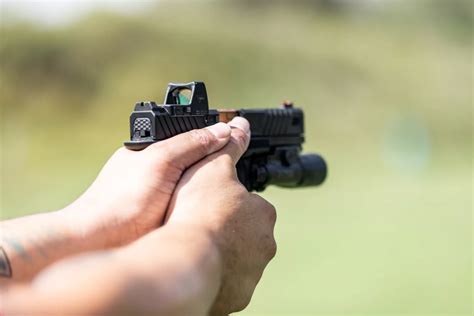 reflex sights  red dot optics primary arms