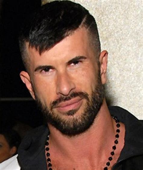 Adam Killian – Filmes, Biografia e Listas na MUBI